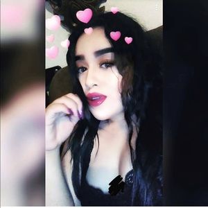 Meet your Posher, Gina